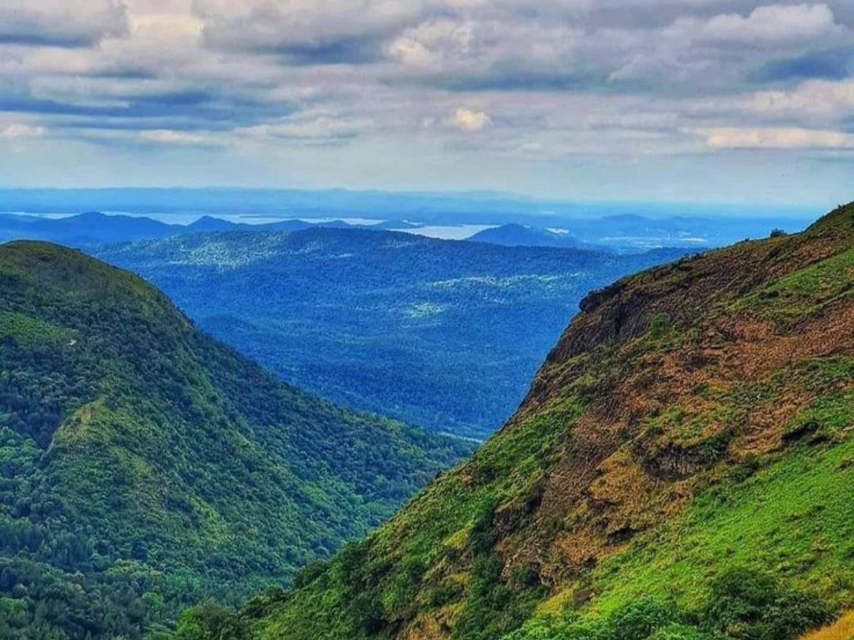 monsoon-magic-best-places-to-visit-in-south-india-during-the-rainy-season pic credit pinterest - Photo Gallery