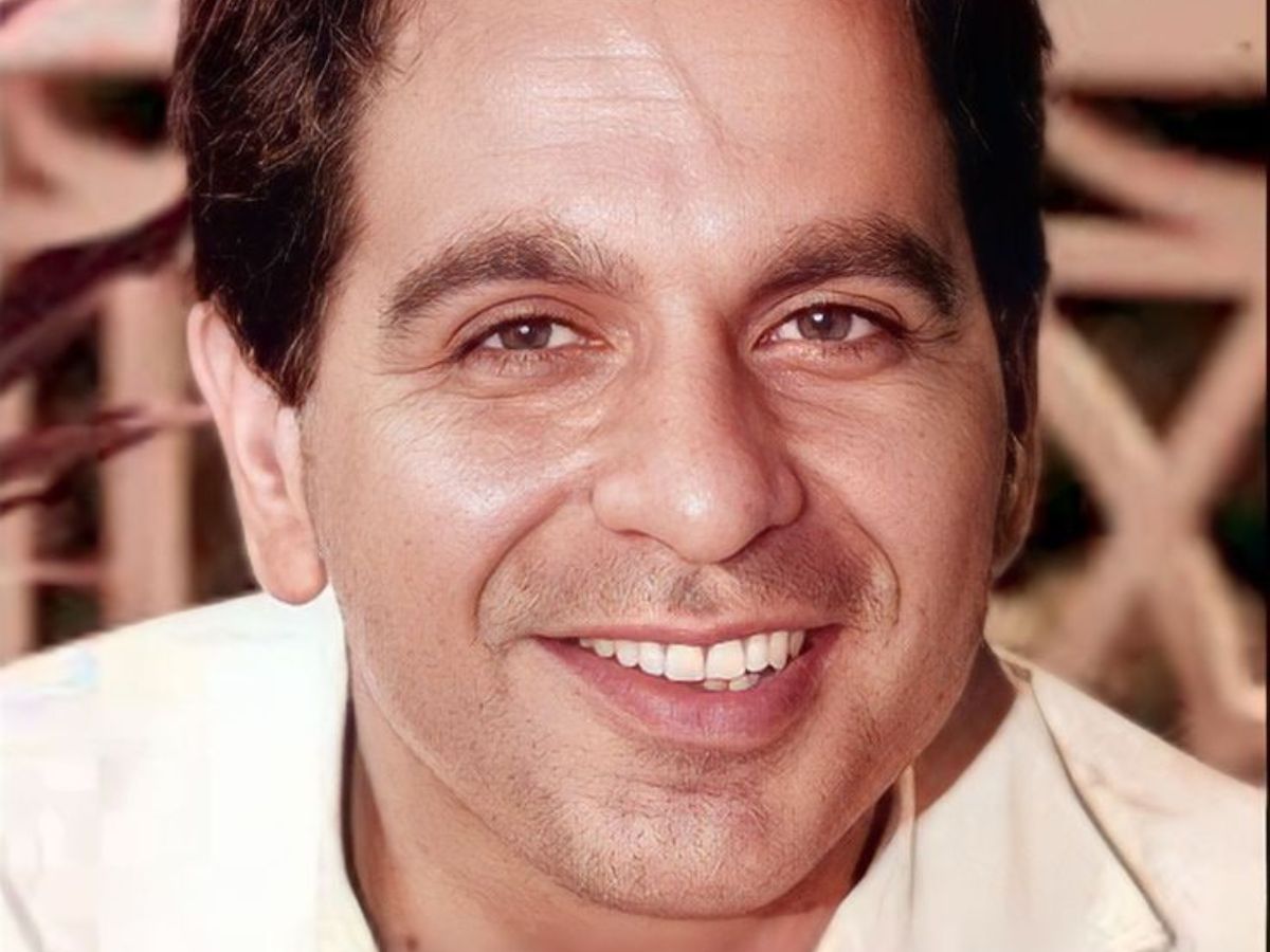 dilip-kumars-most-memorable-song-of-all-time-top-classic-songs-bollywood-will-never-forget Dilip Kumar’s Most Memorable Songs Of All Time - Photo Gallery