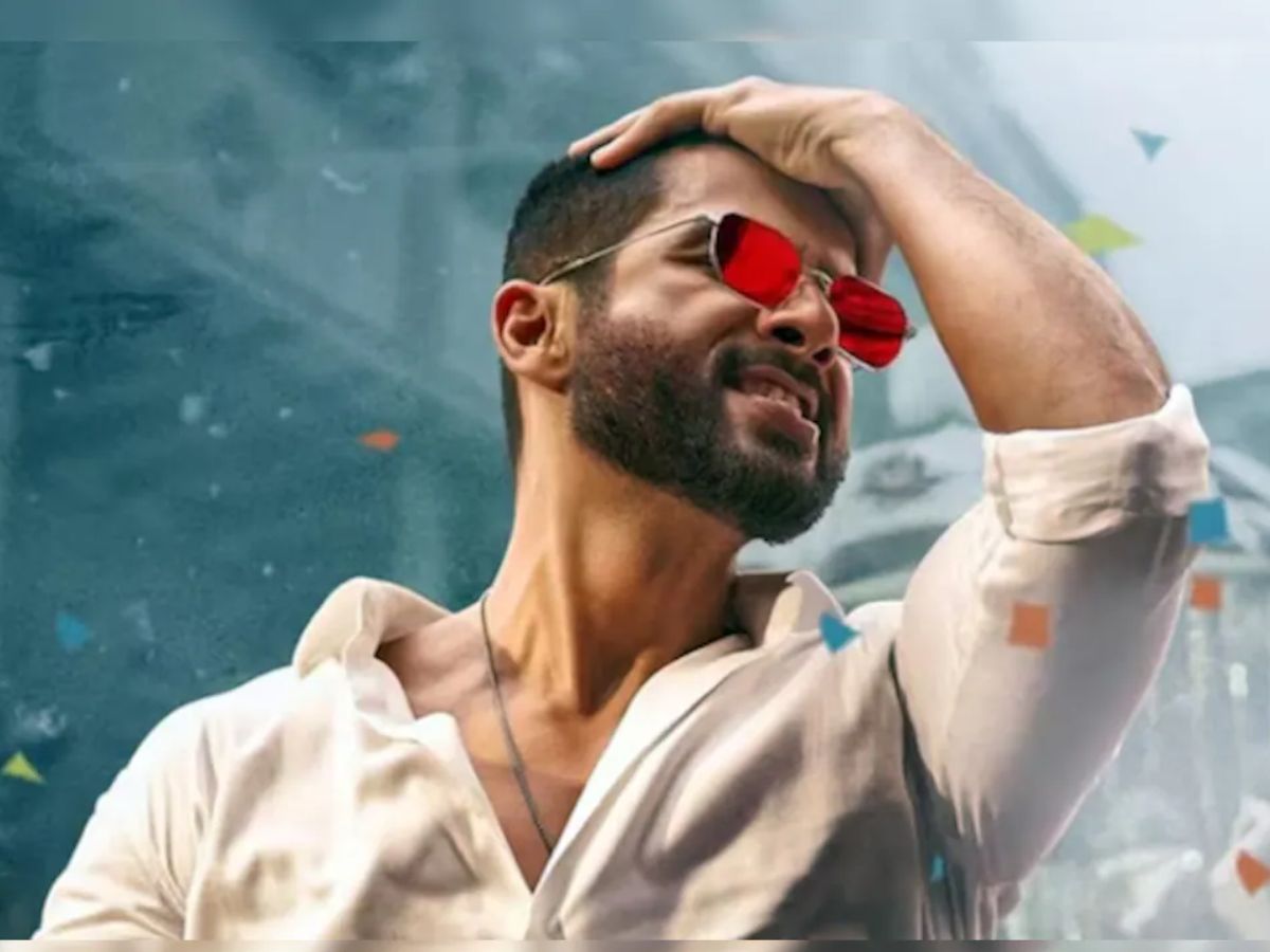 7-major-bollywood-films-that-failed-to-impress-audiences-in-2025-lights-camera-collapse 7 Major Bollywood Films That Failed To Impress Audiences in 2025: Lights, Camera, Collapse - Photo Gallery