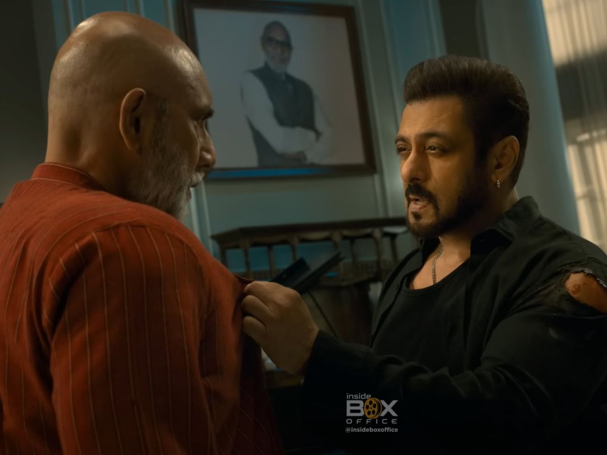 7-major-bollywood-films-that-failed-to-impress-audiences-in-2025-lights-camera-collapse 7 Major Bollywood Films That Failed To Impress Audiences in 2025: Lights, Camera, Collapse - Photo Gallery