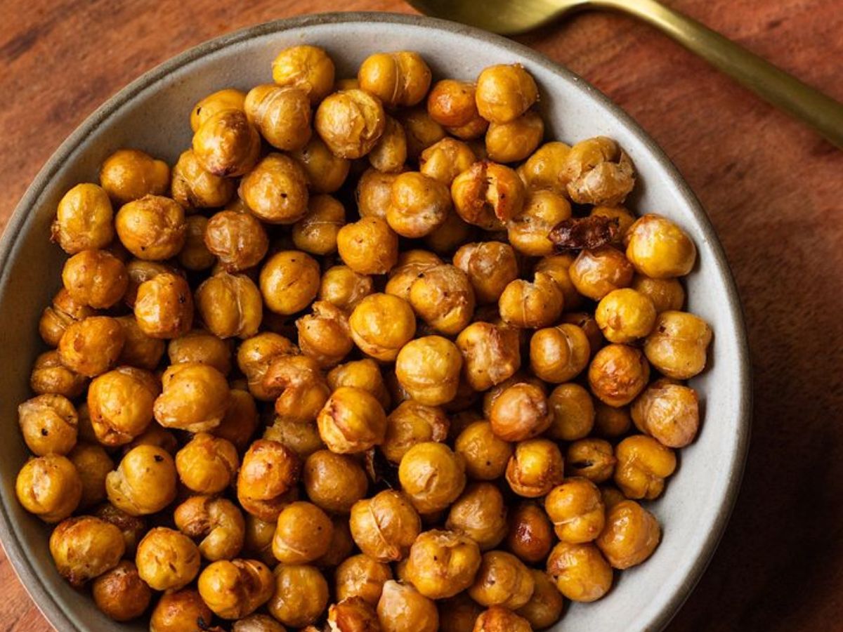 Nutritious and Protein Packed Snack Ideas: Exploring Roasted chickpeas to Hard Boiled Eggs - Photo Gallery