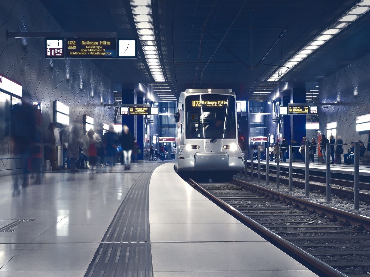 What Makes the Golden Line Metro Different From Others? - Photo Gallery