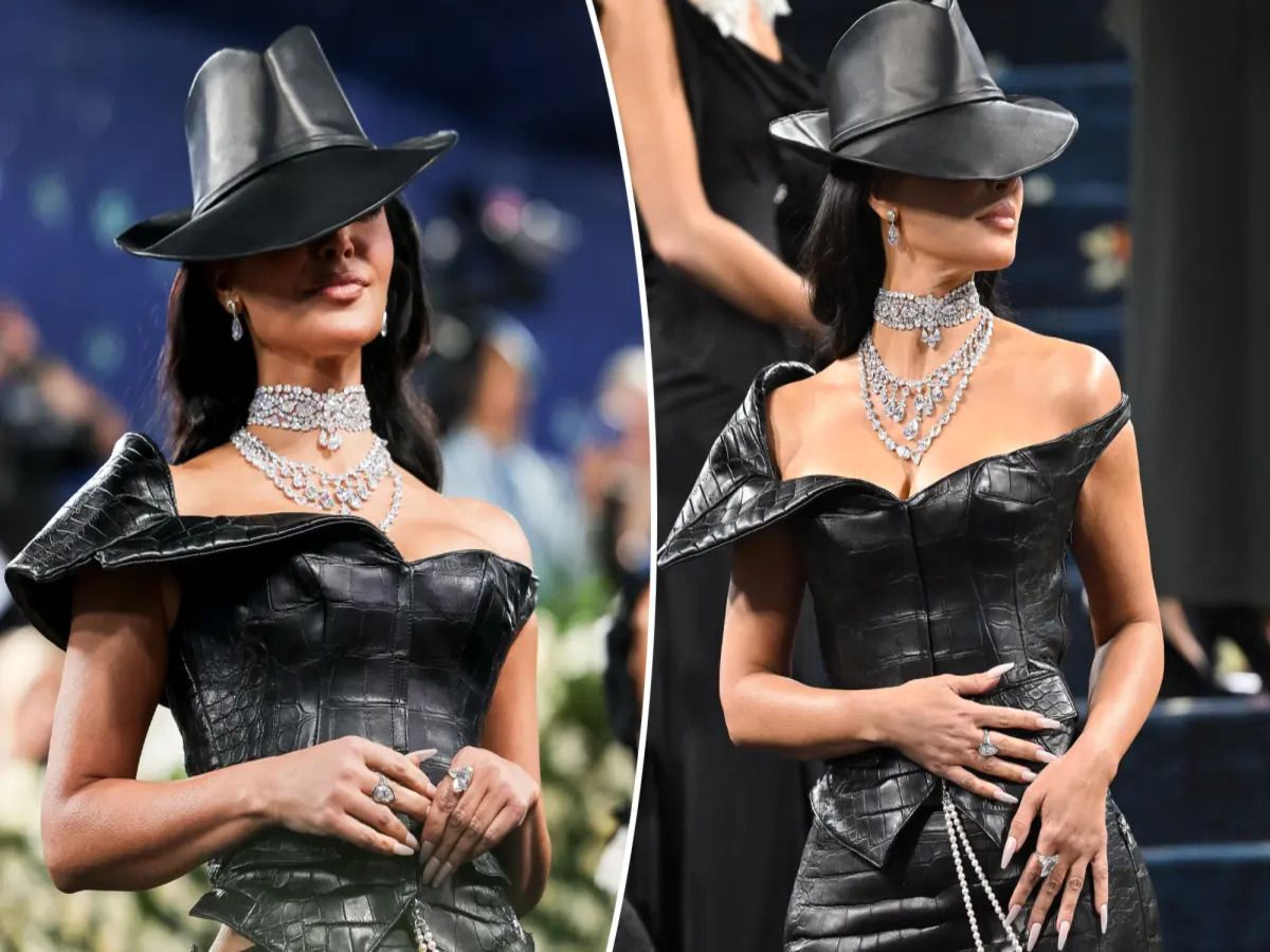 unforgettable-wardrobe-mishaps-at-the-met-gala-the-top-5-moments Unforgettable Wardrobe Mishaps at the Met Gala: The Top 5 Moments - Photo Gallery