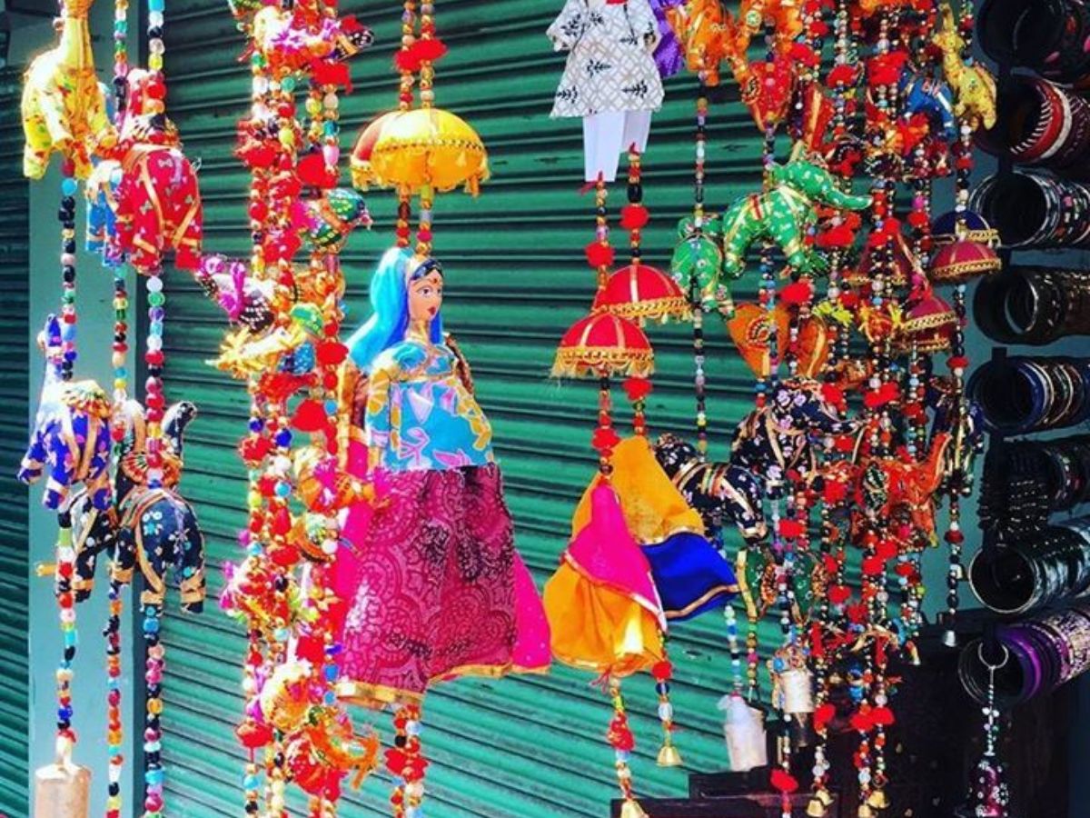 shopping-spots-in-delhi-that-arent-sarojini-but-still-slay Shopping Spots In Delhi That Aren’t Sarojini But Still Slay - Photo Gallery