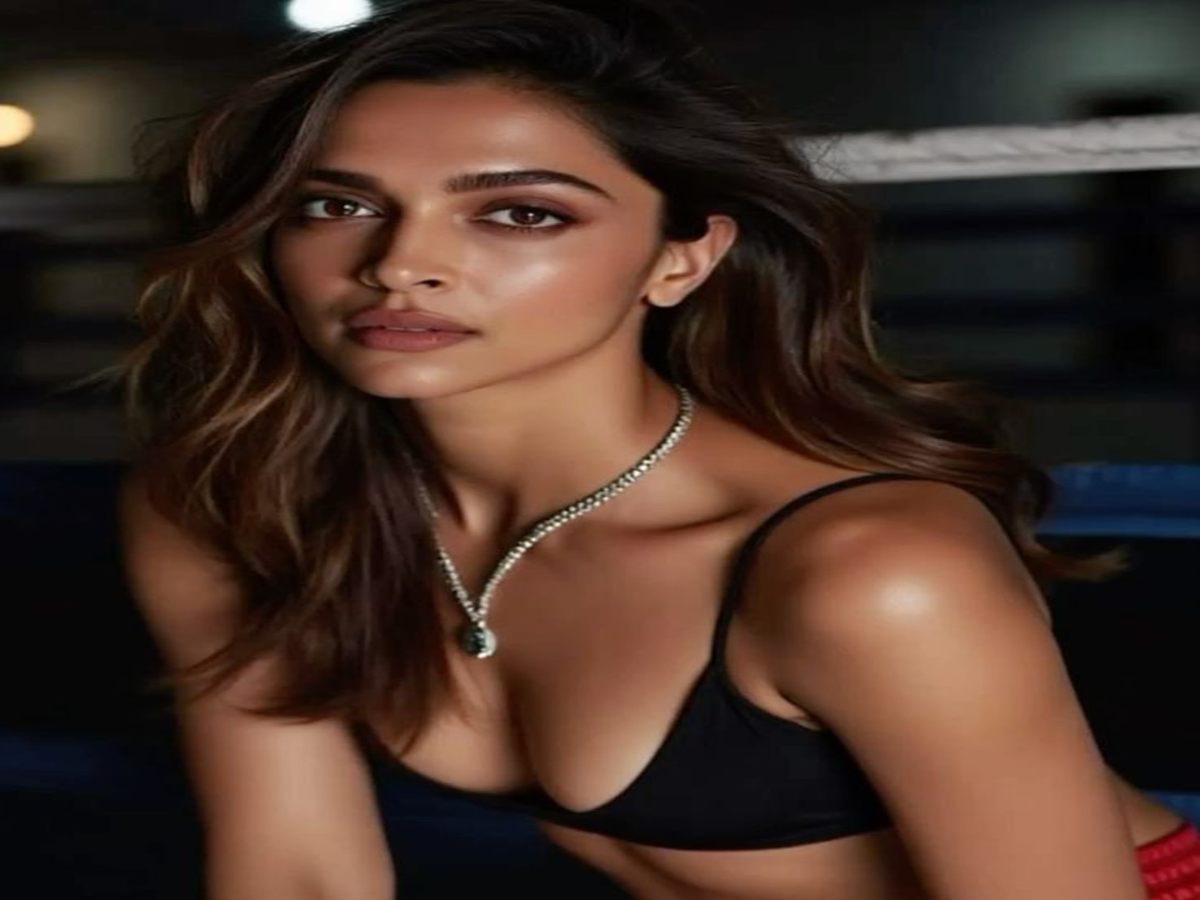 6-bollywood-actresses-who-dazzled-in-bikinis-this-year 6 Bollywood Actresses Who Dazzled in Bikinis This Year - Photo Gallery