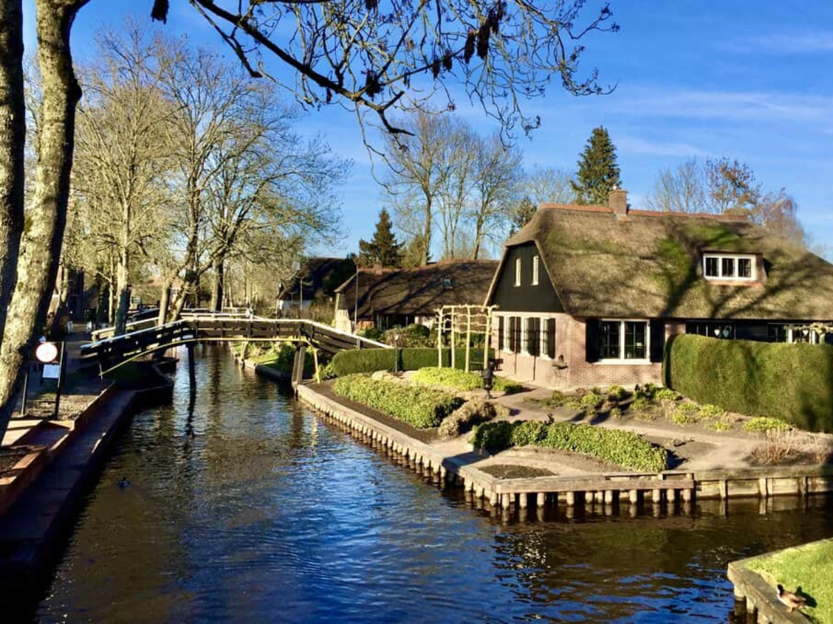 7-fairytale-villages-around-the-world-magical-spots-with-storybook-charm-timeless-beauty 7 Fairytale Villages Around the World: Magical Spots with Storybook Charm & Timeless Beauty - Photo Gallery