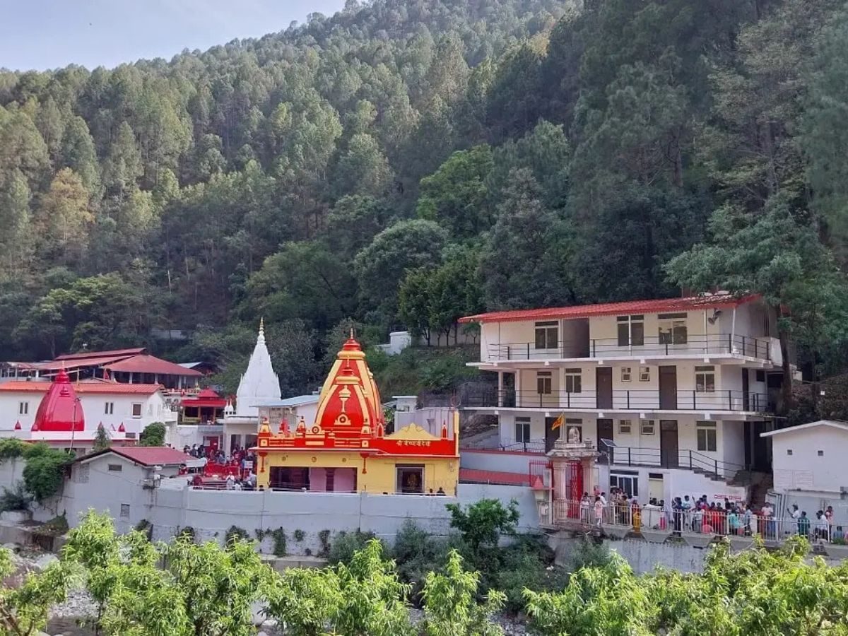 The Kainchi Dham Ashram along the Nainital-Almora road - Photo Gallery