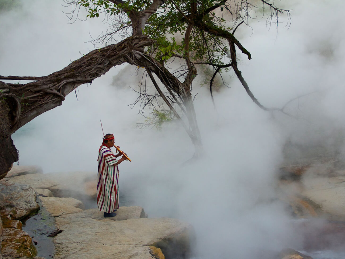 7-natural-rivers-streams-that-boil-on-their-own 7 Natural Rivers & Streams That Boil on Their Own - Photo Gallery