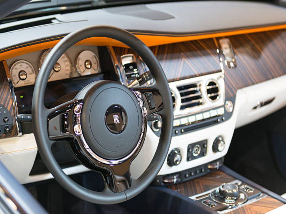 why-is-rolls-royce-so-expensive-discover-its-amazing-features Why Is Rolls-Royce So Expensive? Discover Its Amazing Features. - Photo Gallery