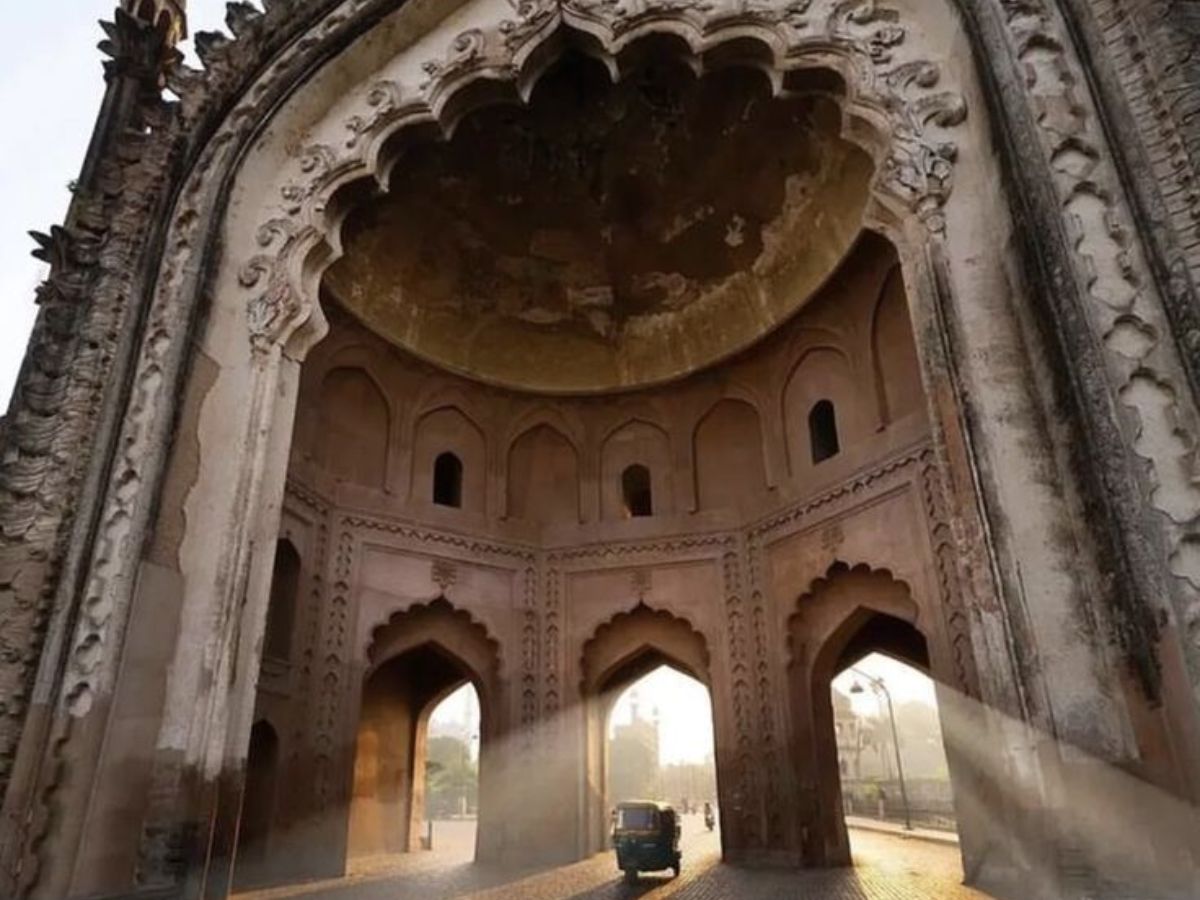 from-rumi-darwaza-to-tunday-kababi-a-photographic-tale-of-old-lucknow From Rumi Darwaza To Tunday Kababi: A Photographic Tale Of Old Lucknow