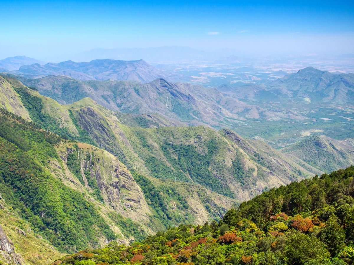 10-stunning-hill-stations-near-kerala-chill-out-this-summer-and-escape-to-the-hills-offers-refreshing-escape-from-the-tropical-heat 10 Stunning Hill Stations Near Kerala: Chill Out This Summer and Escape To The Hills - Photo Gallery