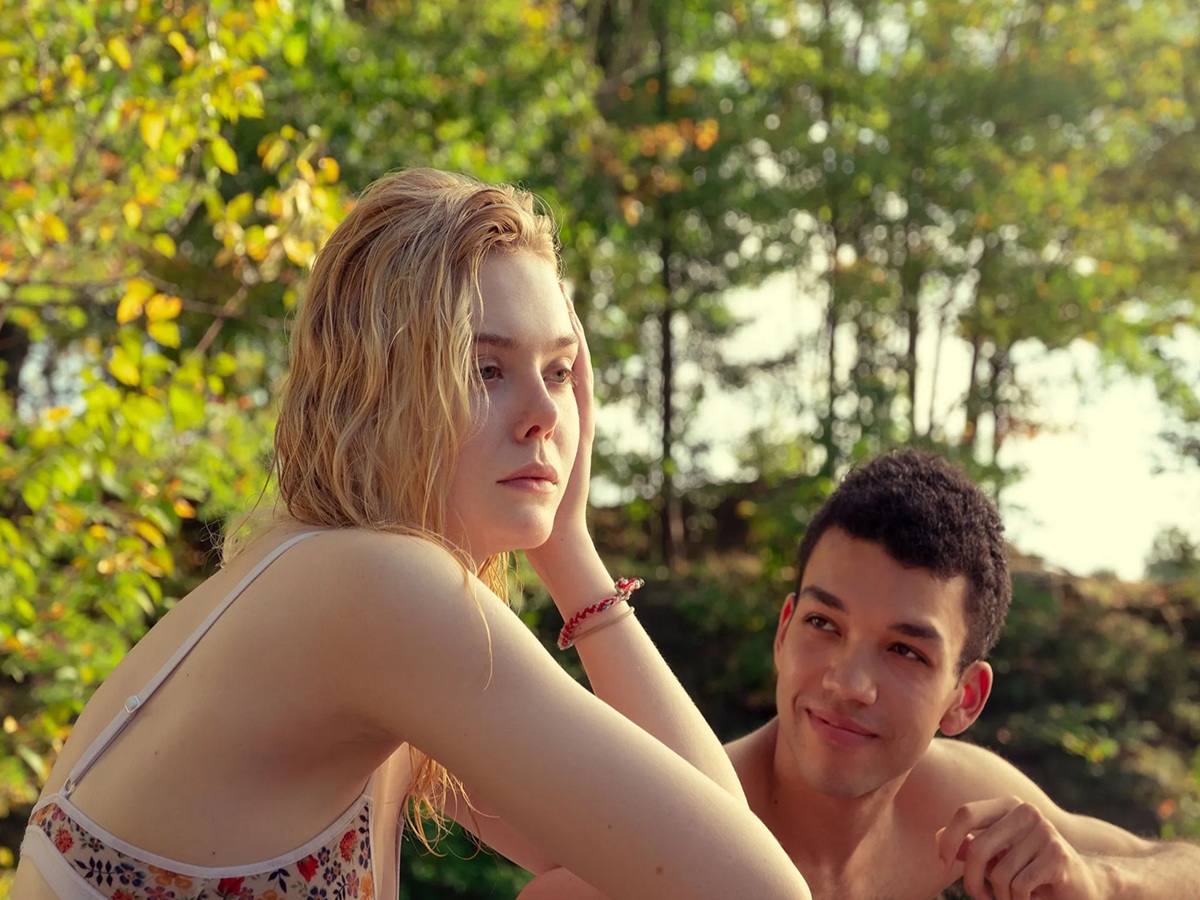netflixs-boldest-moments-nsfw-scenes-starring-your-favorite-celebs Netflix’s Boldest Moments: NSFW Scenes Starring Your Favorite Celebs - Photo Gallery