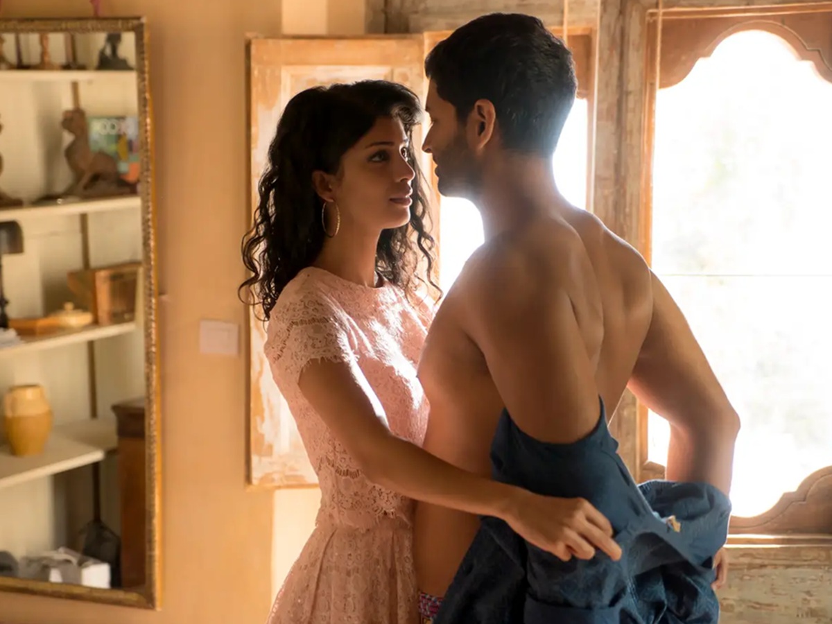 netflixs-boldest-moments-nsfw-scenes-starring-your-favorite-celebs Netflix’s Boldest Moments: NSFW Scenes Starring Your Favorite Celebs - Photo Gallery