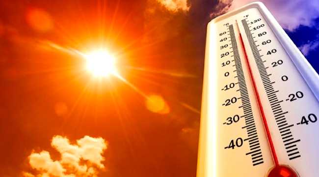 Europe Gripped by Intense Heatwave in Summer 2025 - Photo Gallery