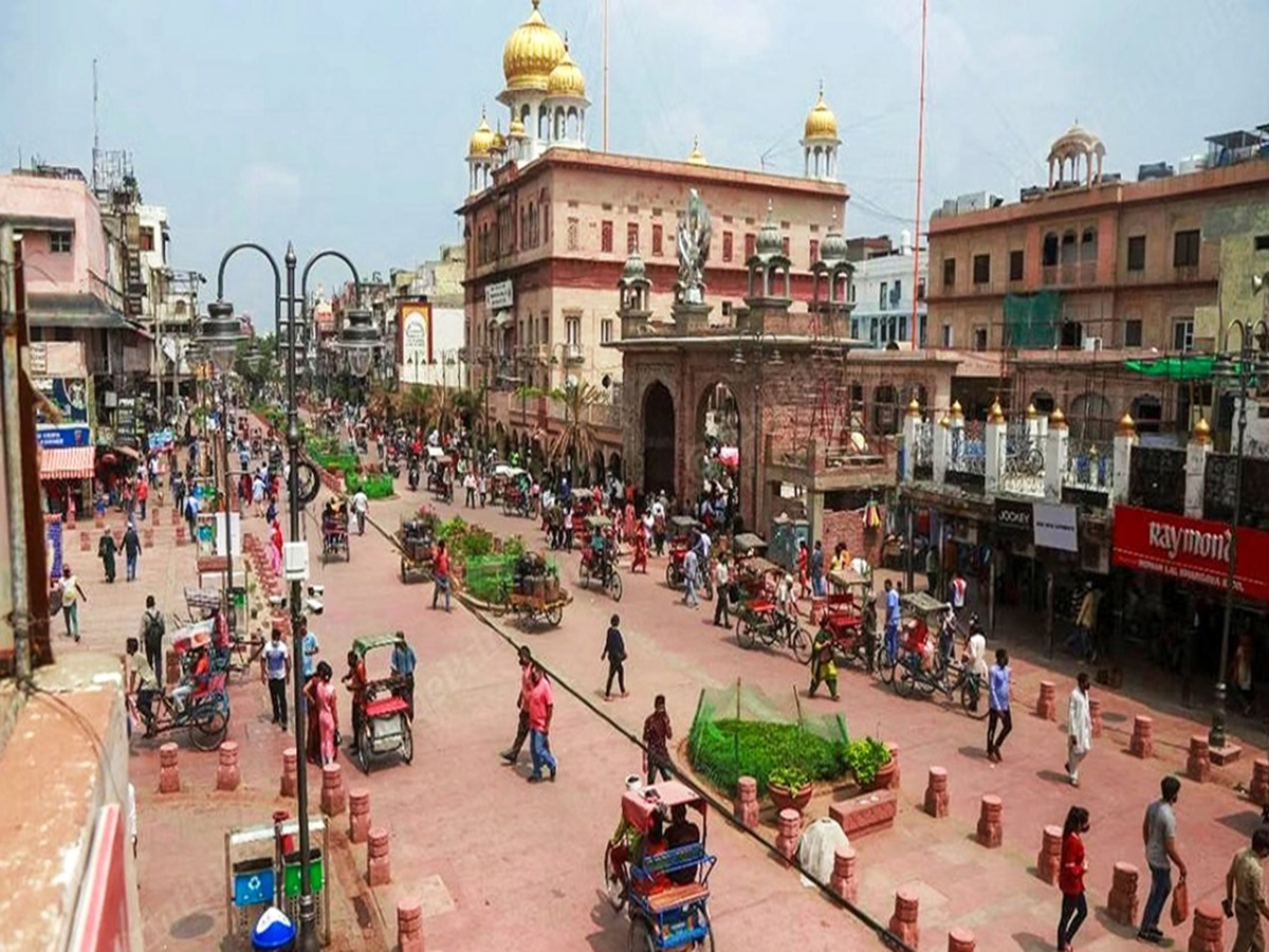 Delhi’s Dazzling Deals: 7 Markets Where Your Wallet Will Thank You - Photo Gallery