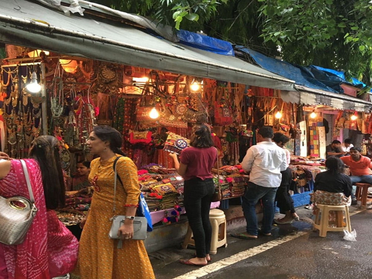Delhi’s Dazzling Deals: 7 Markets Where Your Wallet Will Thank You - Photo Gallery