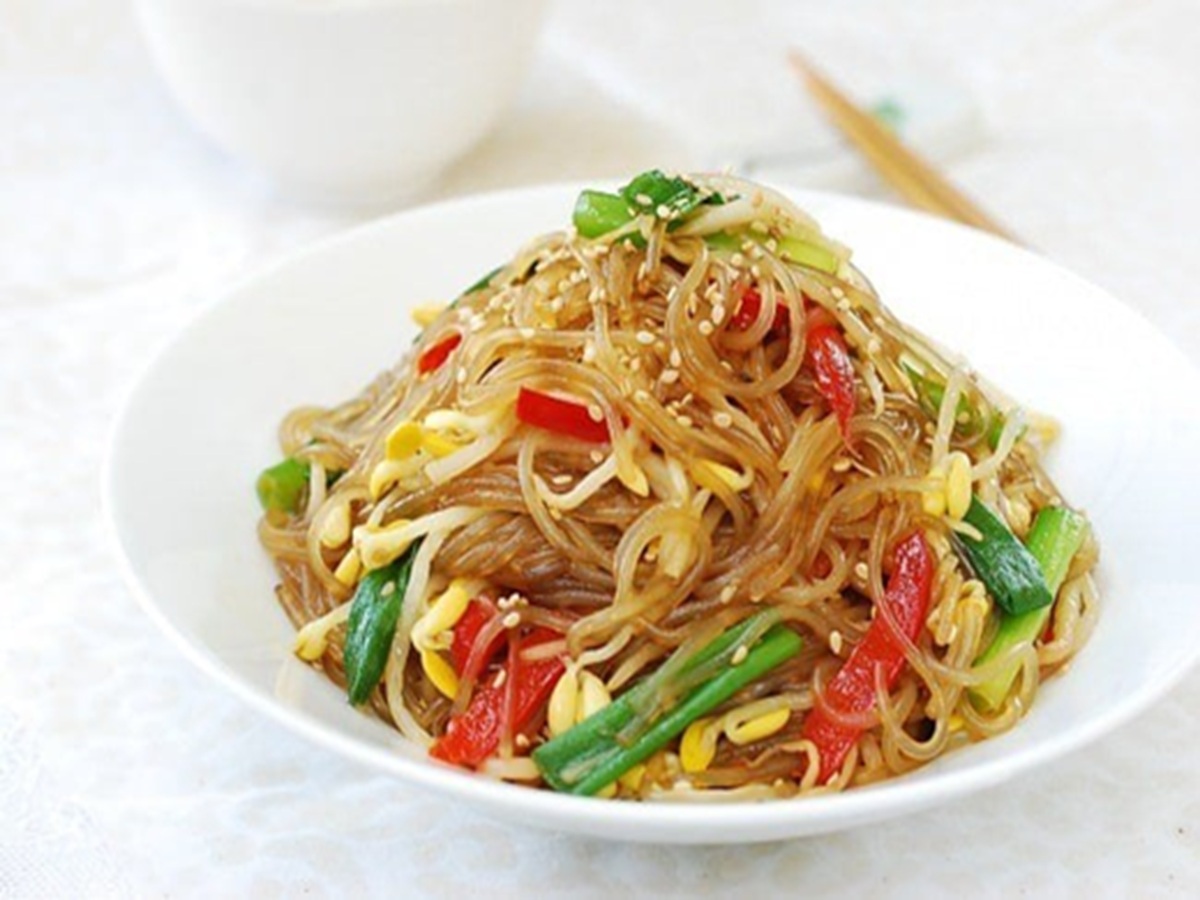 from-kimchi-to-bibimbap-13-vegan-korean-recipes-full-of-umami From Kimchi to Bibimbap: 13 Vegan Korean Recipes Full of Umami - Photo Gallery
