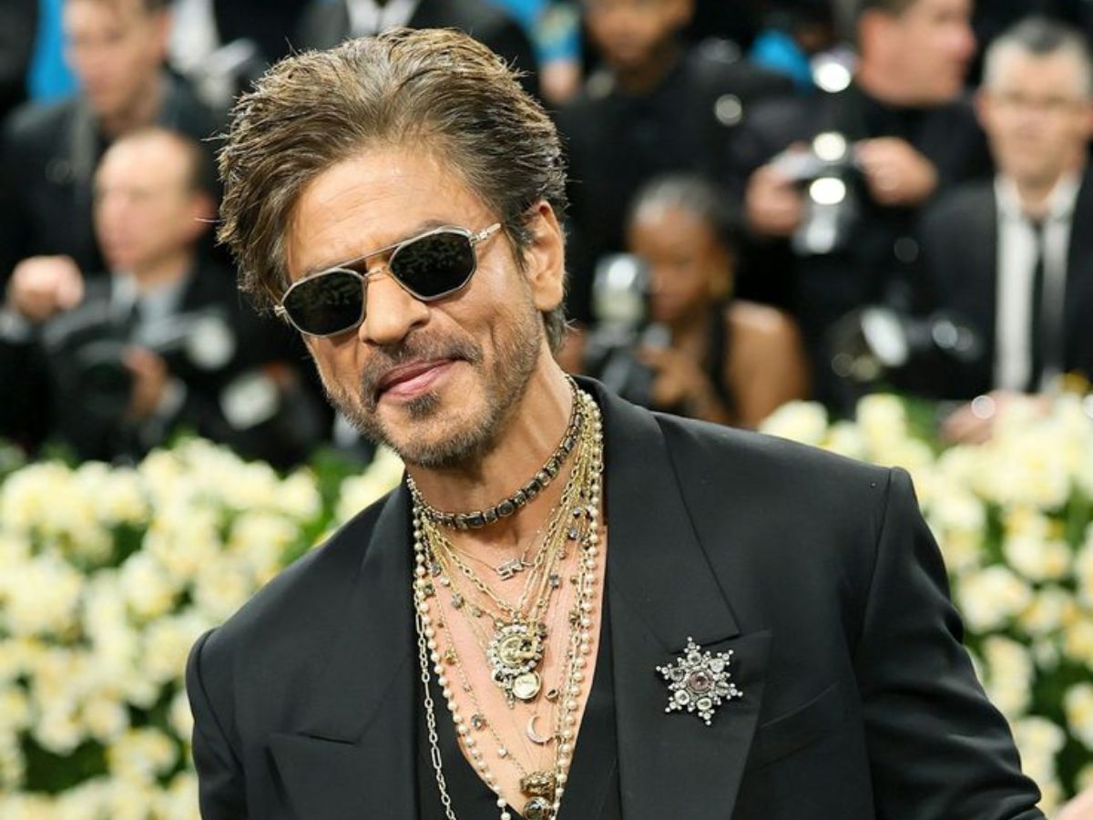 bollywood-celebrities-who-faced-struggles-poverty-and-rejection-before-becoming-famous-success-stories-you-wont-believe Bollywood Celebs With Dark Pasts That Will Shock You - Photo Gallery