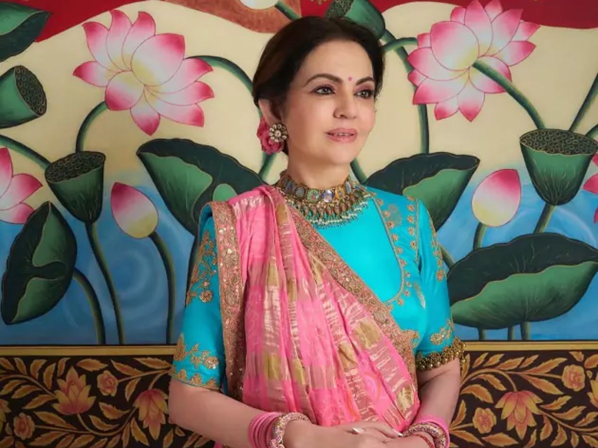 nita-ambani-madurai-cotton-gharchola-saree-that-took-10-months-to-make-detailed-look-inside Nita Ambani’s Madurai Gharchola Saree Took 10 Months to Weave: Here’s Why It’s Special - Photo Gallery