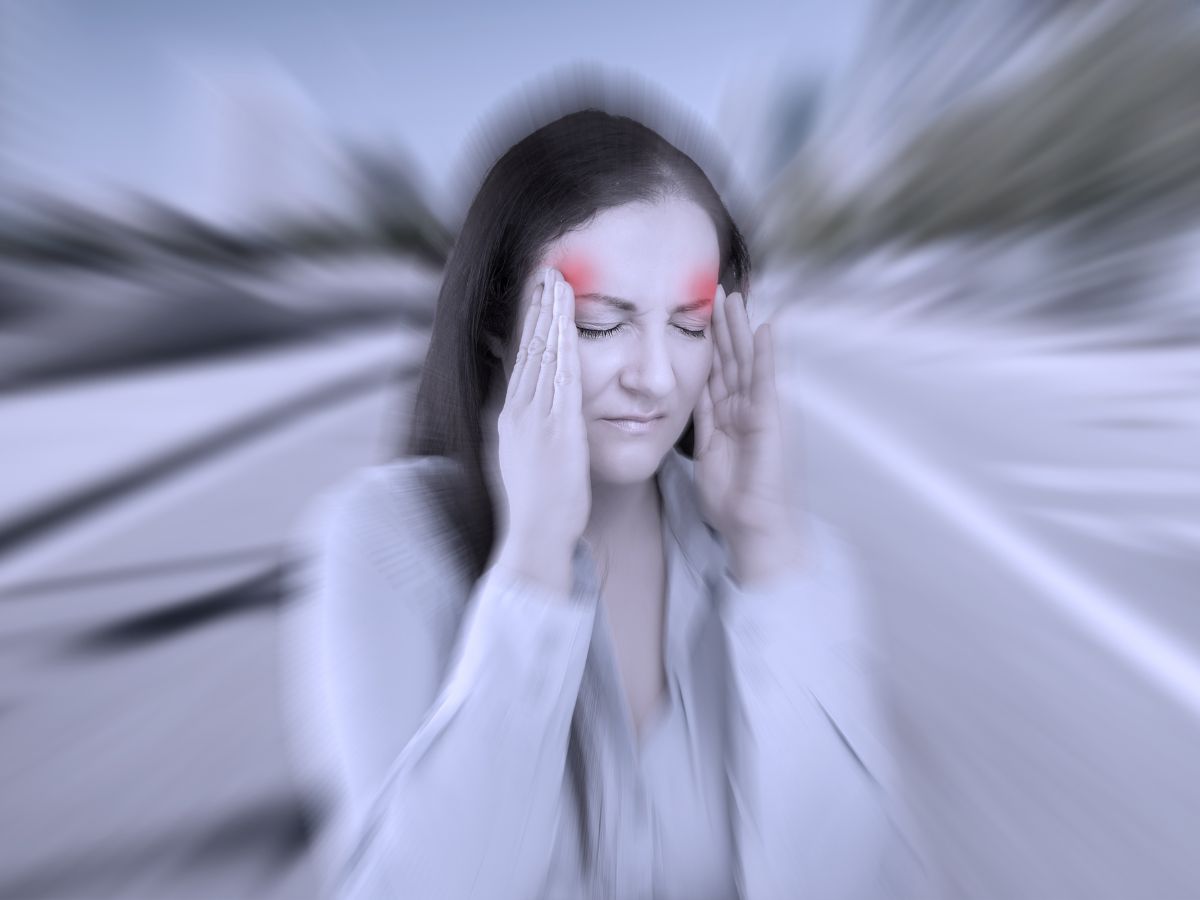 signs-and-symptoms-of-dengue-fever-early-warning-high-fever-joint-pain-rash-fatigue 6 Common Signs and Symptoms of Dengue You Shouldn’t Ignore - Photo Gallery