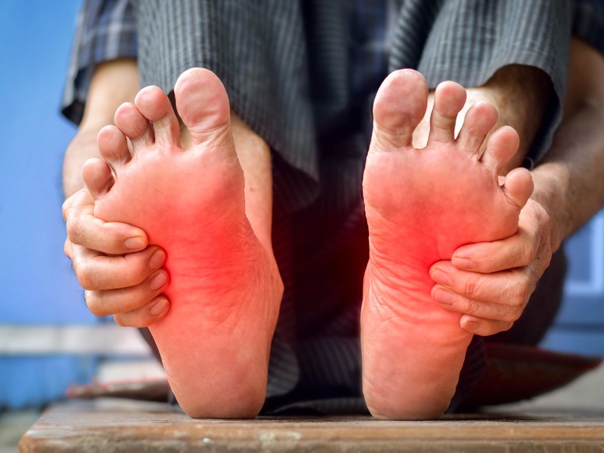 high-cholesterol-warning-signs-face-body-xanthomas-corneal-arcus-chest-pain-fatigue 6 Warning Signs of High Cholesterol That May Appear on Your Face and Body - Photo Gallery
